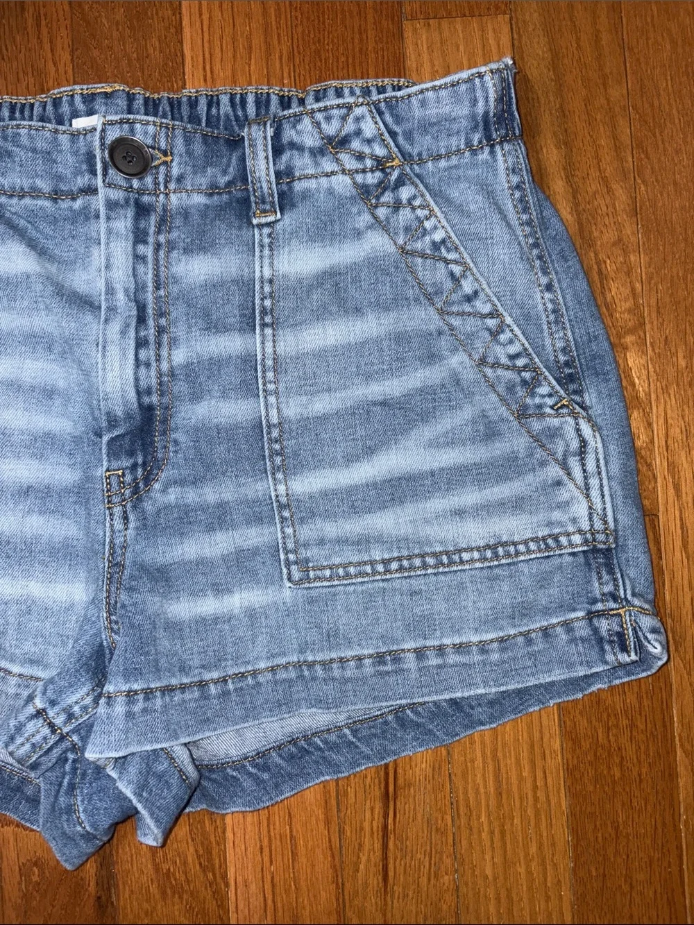 Aerie Denim Shorts Large Light Wash High Rise Patch Pocket Jean Shorts